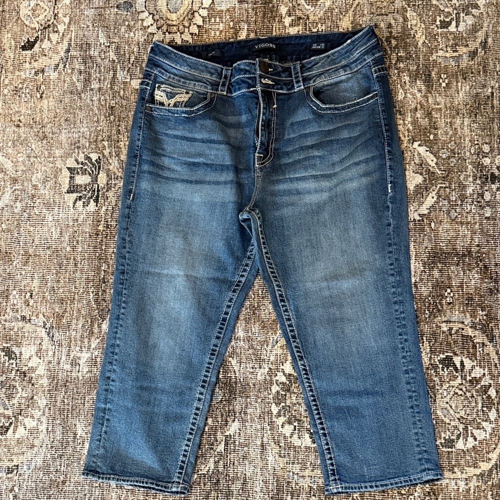 Vigoss Women's Cropped Blue Jeans